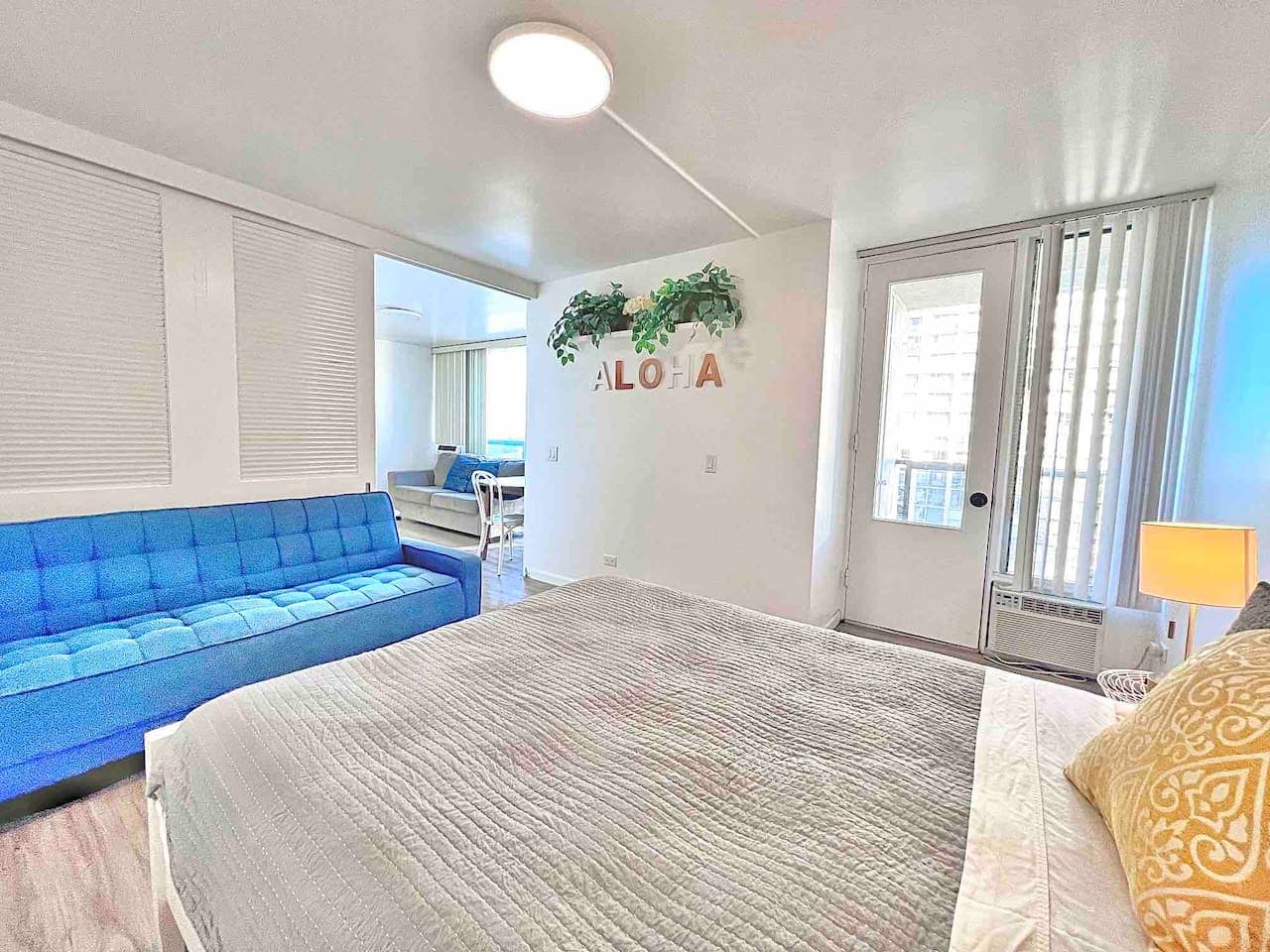 Aloha Suite: 1BR at center Waikiki w/ free parking - Image 6