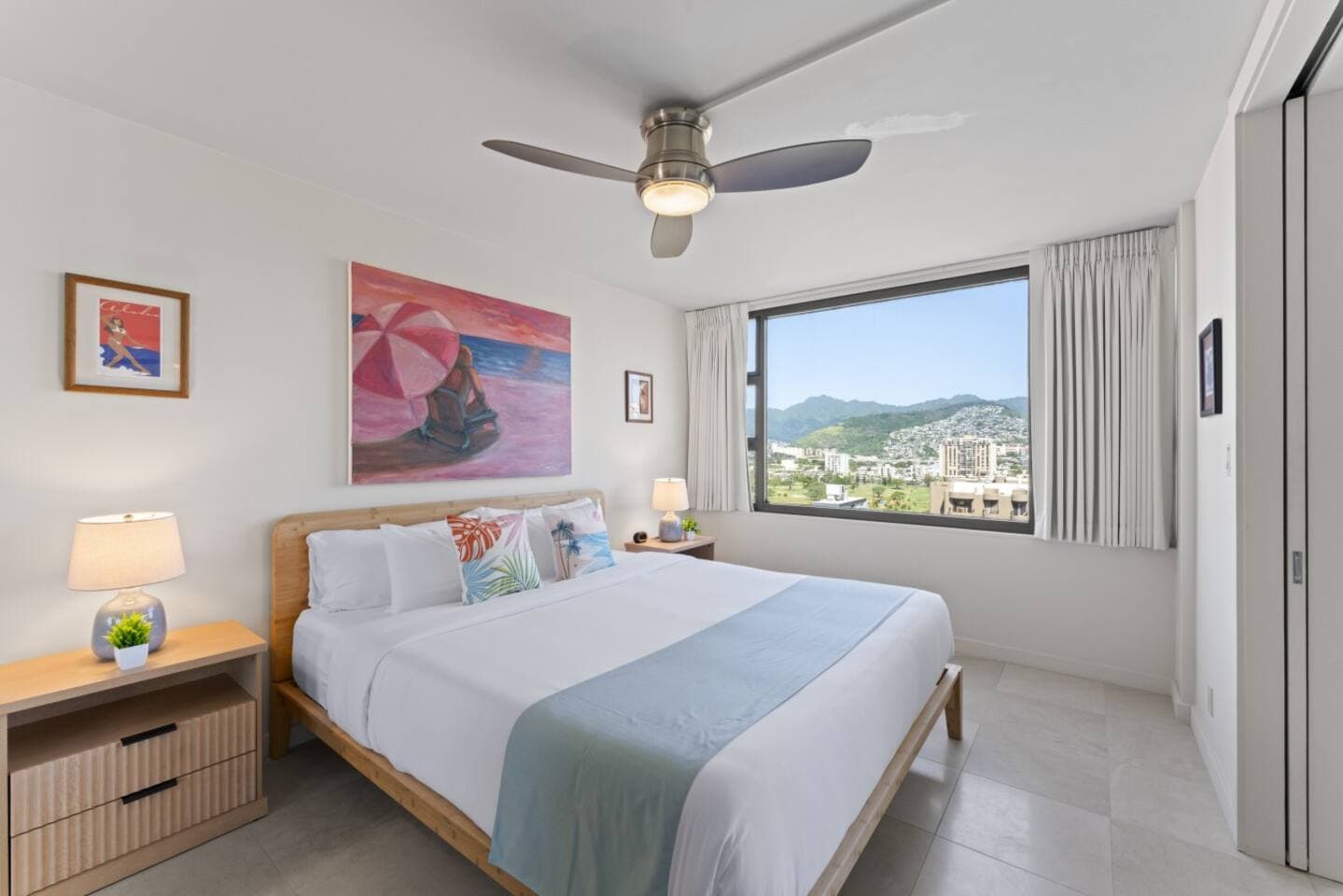 Newly Renovated Waikiki Haven Full Kitchen & Free Parking, photo 1 of 30