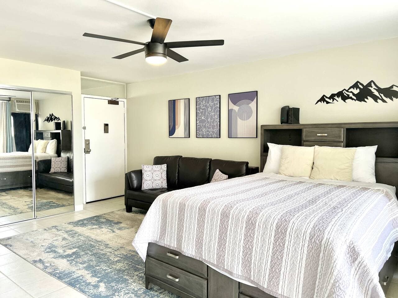 Cozy & Affordable Seaside Studio w/ Parking